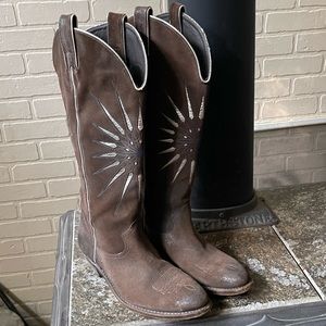 Golden Goose Wish Star Boots 41